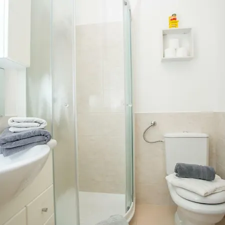 House Longo * Kastel Stafilic