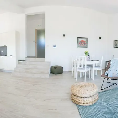 House Longo * Kastel Stafilic